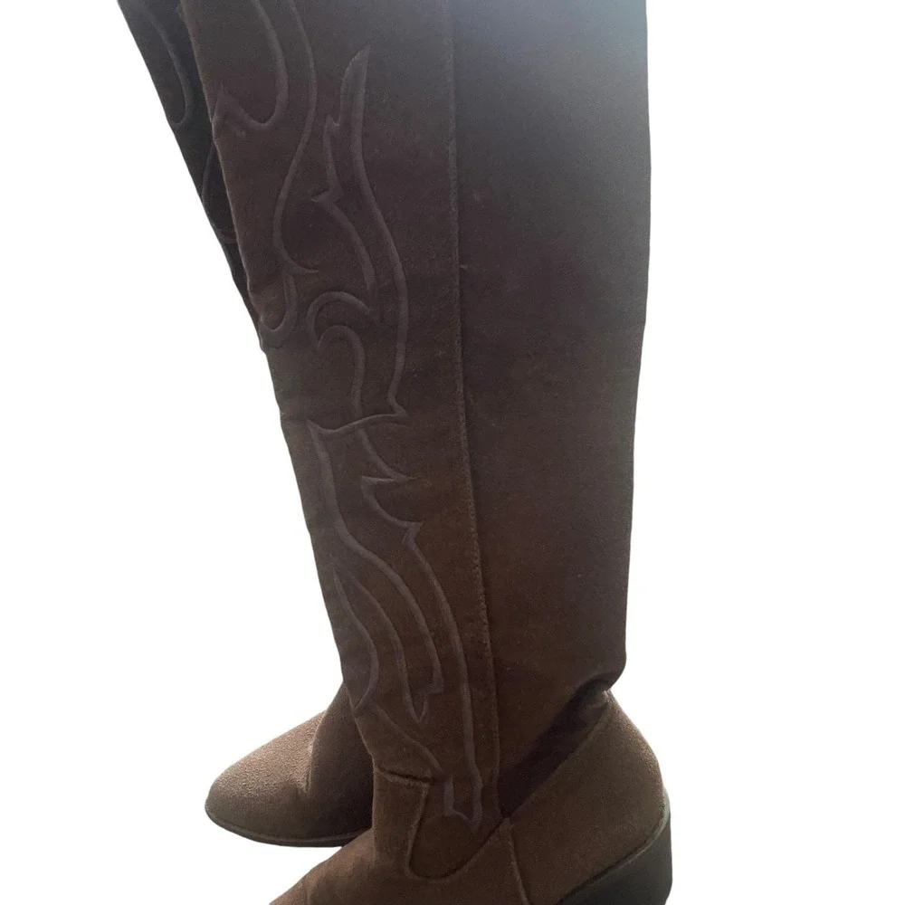 Olivia Miller Women's Size 7.5  Brown Knee High Western Zip Up Boots